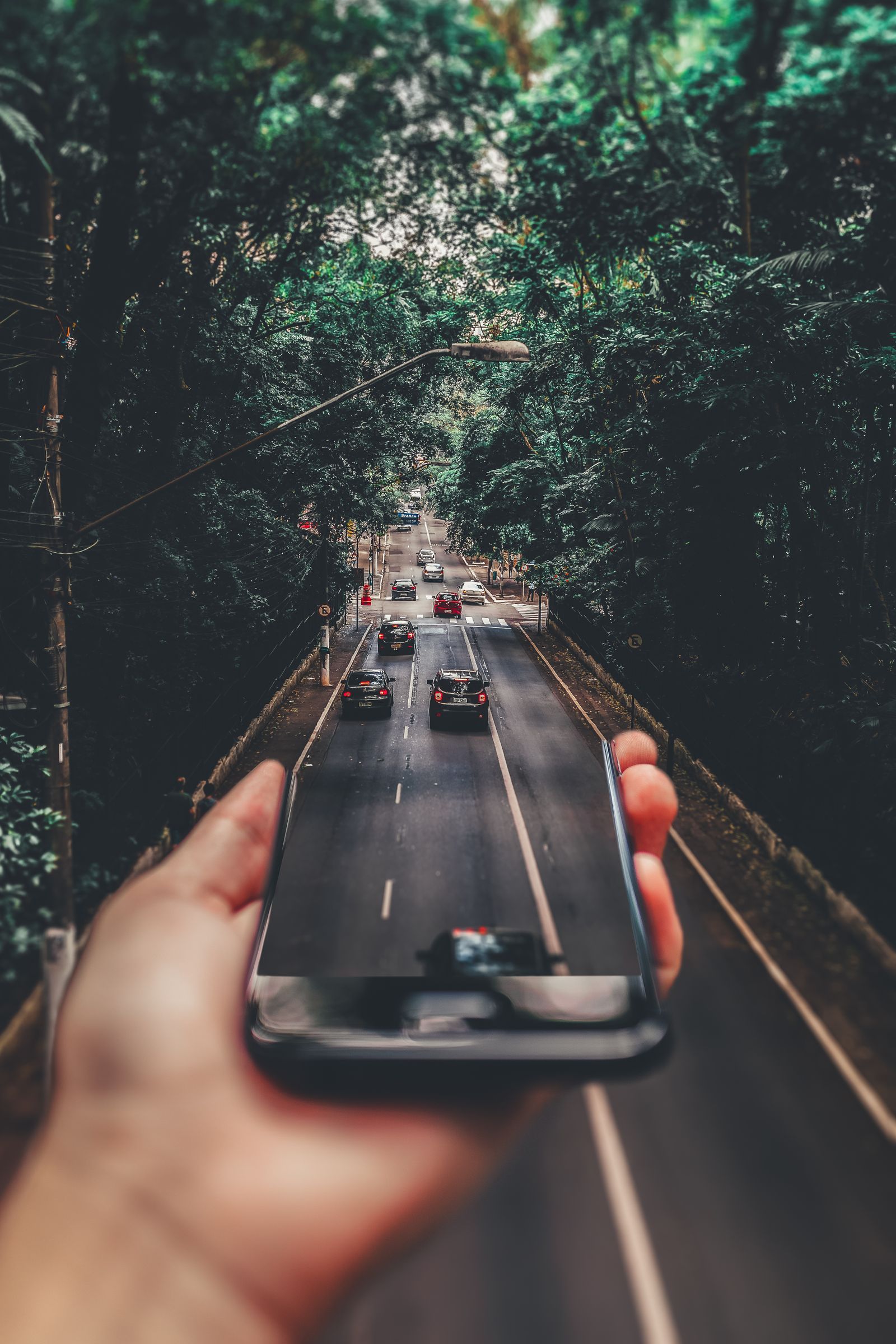 Self-driving car sensors scanning the road